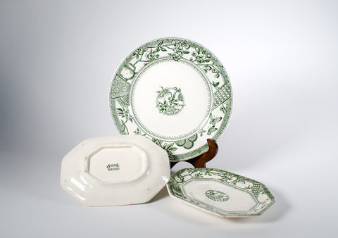 Victoria plates set by "Keeling & Co"